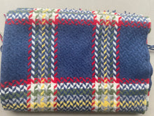 Load image into Gallery viewer, Large cashmere and lambswool mix scarf/throw