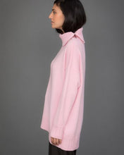 Load image into Gallery viewer, High Neck Cashmere Jumper in Pink