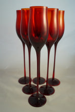 Load image into Gallery viewer, Set of 6 wine glasses by Zbigniew Horbowy