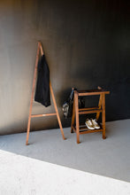 Load image into Gallery viewer, COATSTAND 02