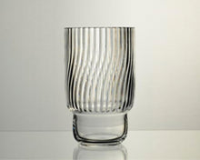 Load image into Gallery viewer, PLEATED VASE