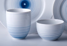 Load image into Gallery viewer, Spiral dinner plate 26cm