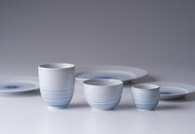 Load image into Gallery viewer, Spiral dinner plate 26cm