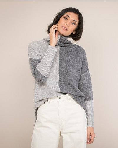 Two-Tone Roll Neck Cashmere Jumper in grey